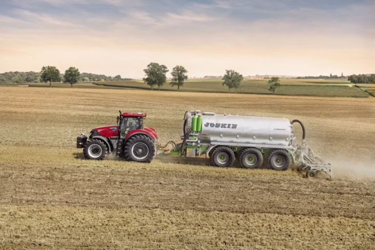 14_01_caseih_optum_cvx_082015_mg_2603_colour180320_stagev (Custom)